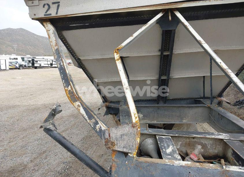 Photo 14 of 1993 Reliance Trailer MFG TRAILER (VIN 1RESD4105PC931084)