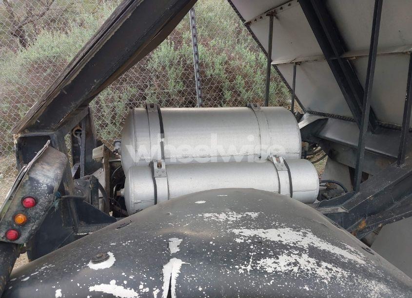 Photo 5 of 1993 Reliance Trailer MFG TRAILER (VIN 1RESD4105PC931084)