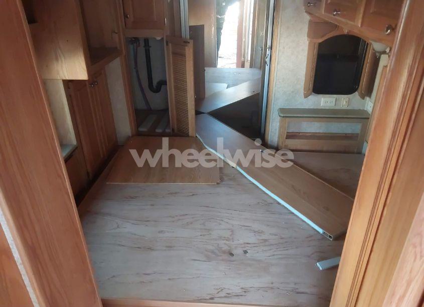 Photo 12 of 2006 Roadmaster Rail MONOCOQUE (VIN 1RF43464762037031)