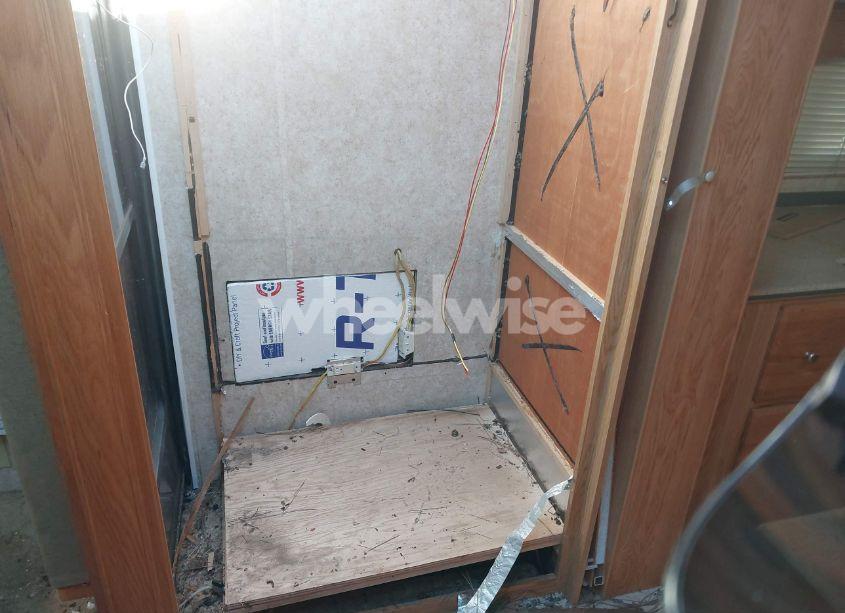 Photo 19 of 2006 Roadmaster Rail MONOCOQUE (VIN 1RF43464762037031)