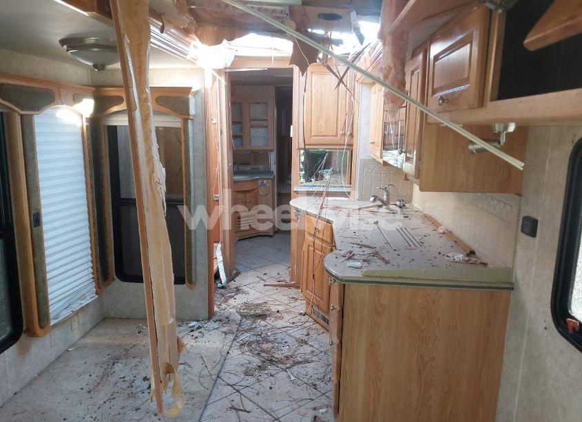 Photo 8 of 2006 Roadmaster Rail MONOCOQUE (VIN 1RF43464762037031)