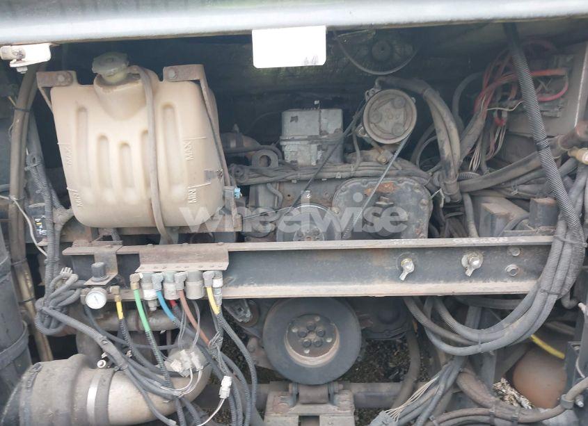 Photo 10 of 2005 Roadmaster Rail MONOCOQUE (VIN 1RF43561352030345)