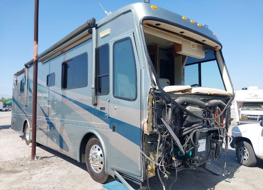 2005 Roadmaster Rail MAGNUM B-SERIES AIR (VIN 1RFC9544851032461) main photo