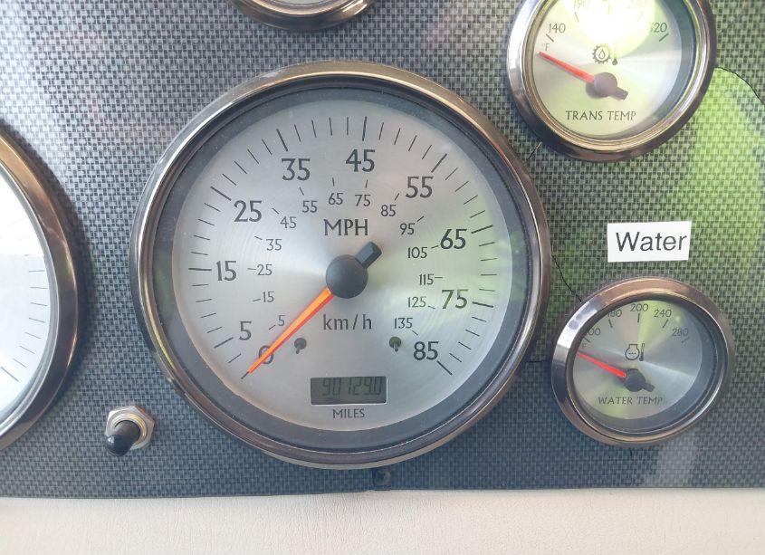 Photo 7 of 2005 Roadmaster Rail MAGNUM B-SERIES AIR (VIN 1RFC9544851032461)