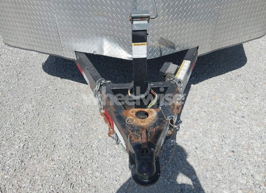 Photo 11 of 2019 Sharp 4 WHEEL 16' ENCLOSED (VIN 1S9BE1620K1870280)