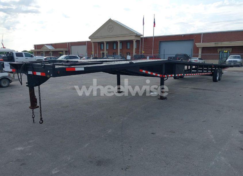 Photo 2 of 2003 Sun Ut N/A (VIN 1S9CT53313P667380)