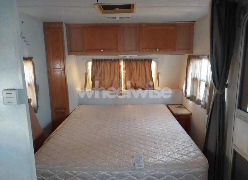 Photo 7 of 2000 Starcraft Starlite (VIN 1SABS02M1Y1EM8530)