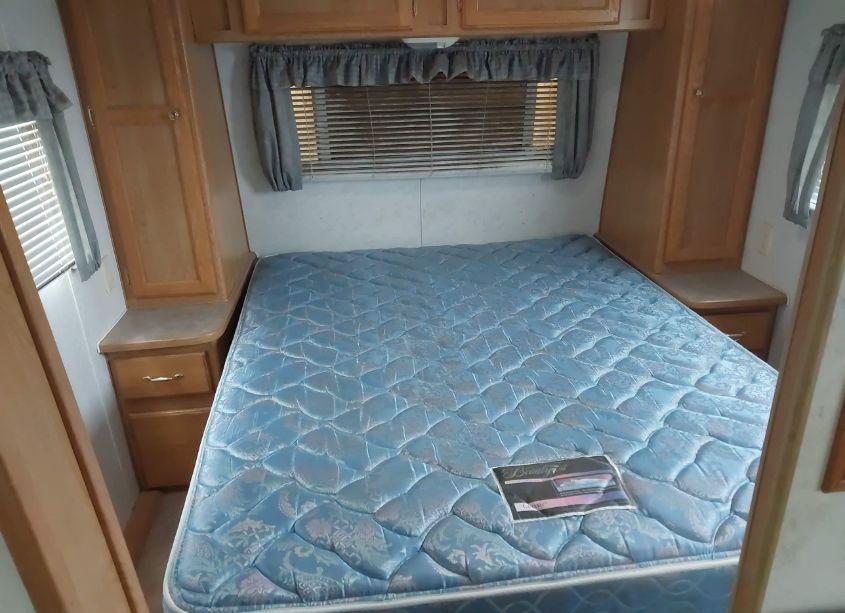 Photo 5 of 2000 Nomad Skyline N/A (VIN 1SN200M26YF001868)