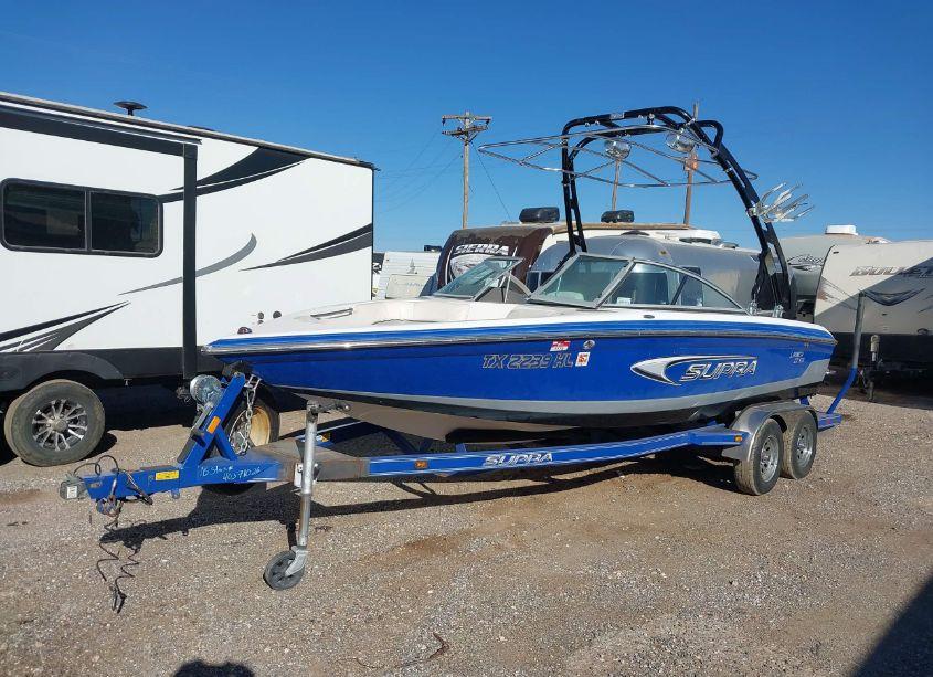 Photo 2 of 2005 Supra Other (VIN 1SRHV025H405)