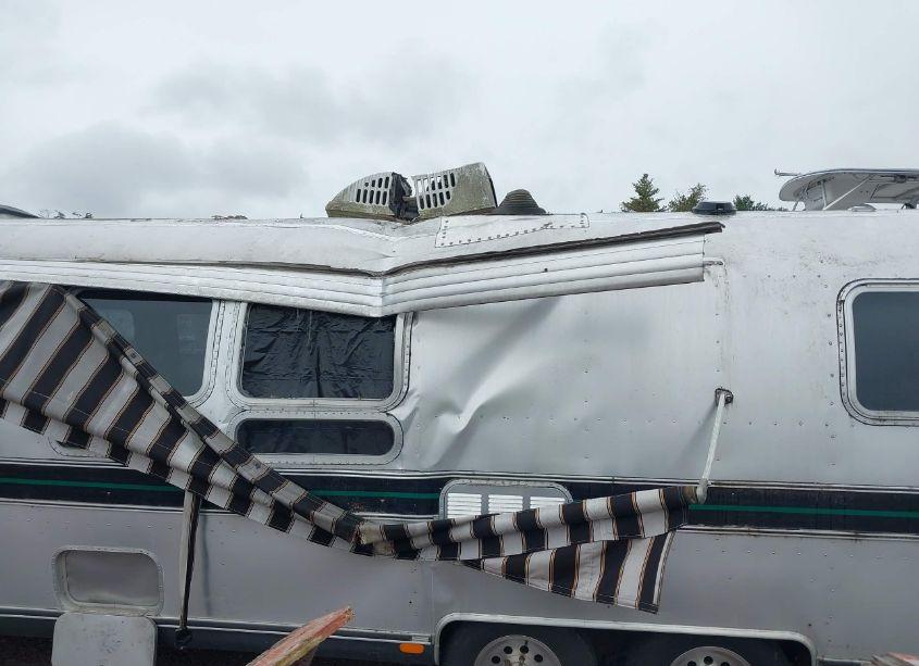 Photo 6 of 1987 Airstream Limited (VIN 1STGLAX26HJ504893)