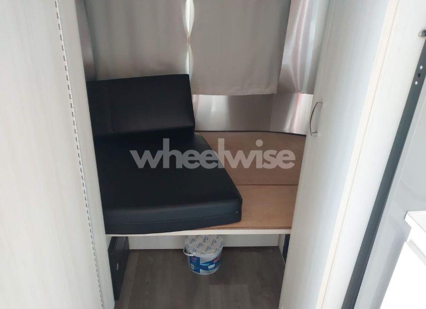 Photo 8 of 2018 Airstream Other N/A (VIN 1STHRAC17JJ542941)