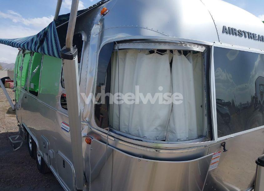 Photo 6 of 2024 Airstream International (VIN 1STKFAG26RJ572896)