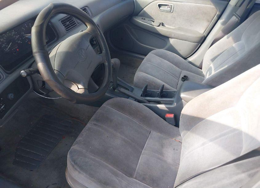 Photo 18 of 2001 Toyota Camry (VIN 1T2BF22K010339272)