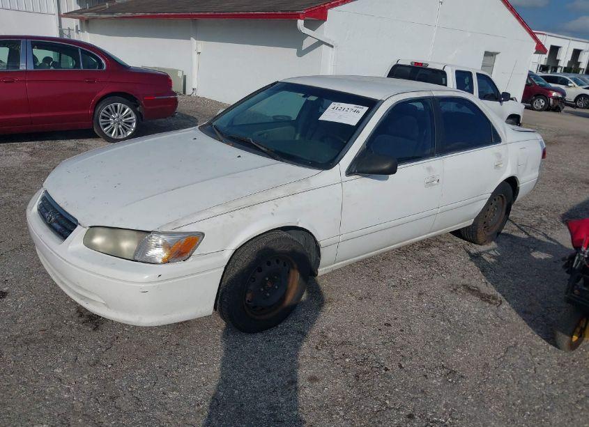 Photo 2 of 2001 Toyota Camry (VIN 1T2BF22K010339272)