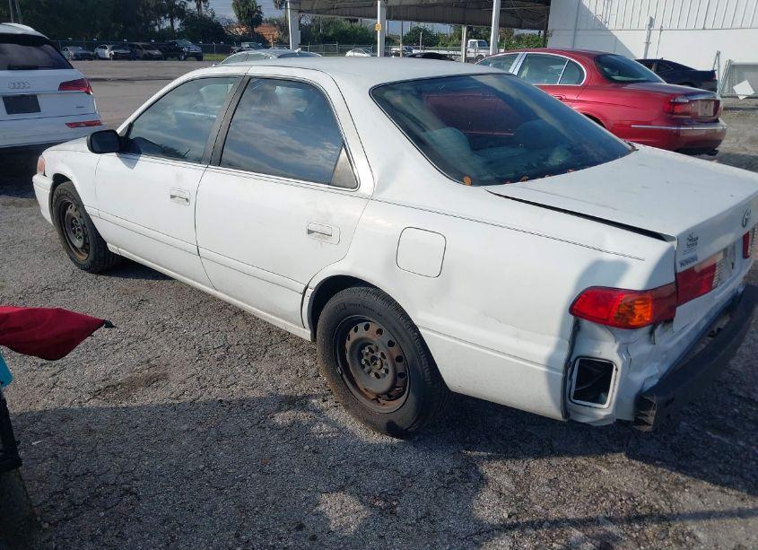 Photo 3 of 2001 Toyota Camry (VIN 1T2BF22K010339272)