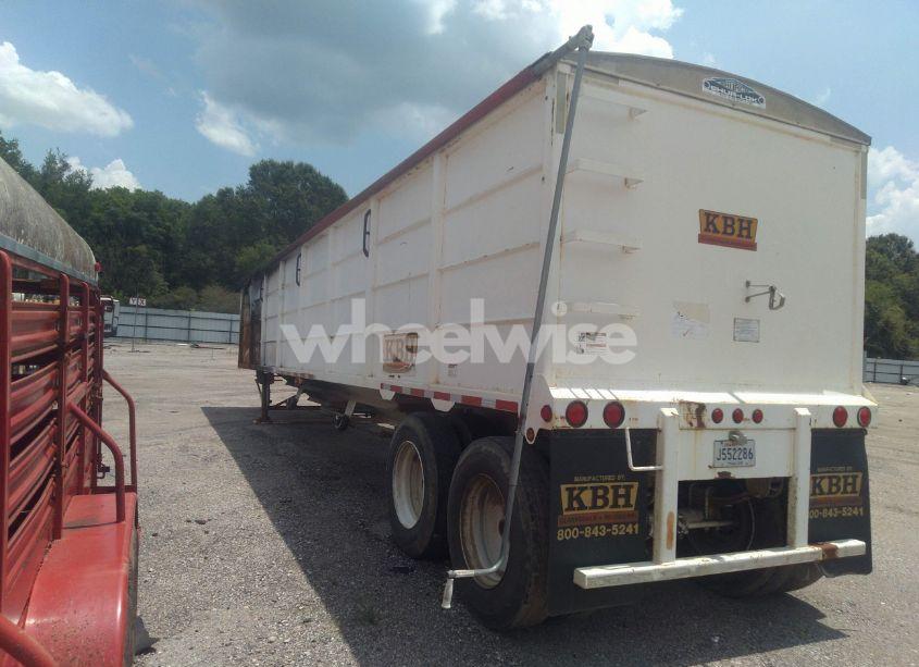 Photo 3 of 2014 Kbh Trailer N/A (VIN 1T9FH4024EC623952)