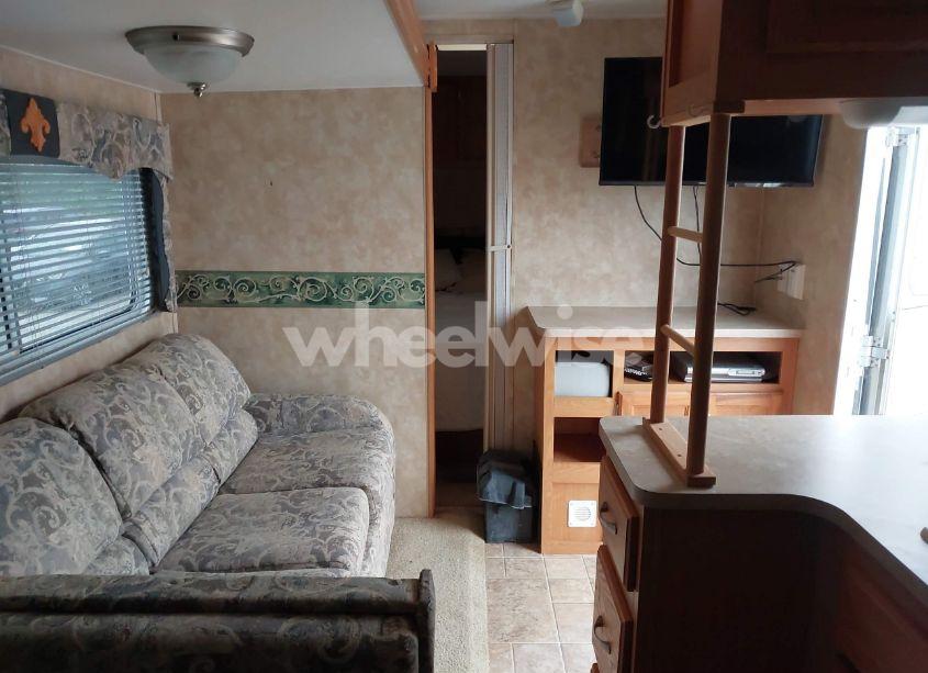 Photo 8 of 2007 Coachmen Spirit OF AMERICA (VIN 1TC2B150673000678)