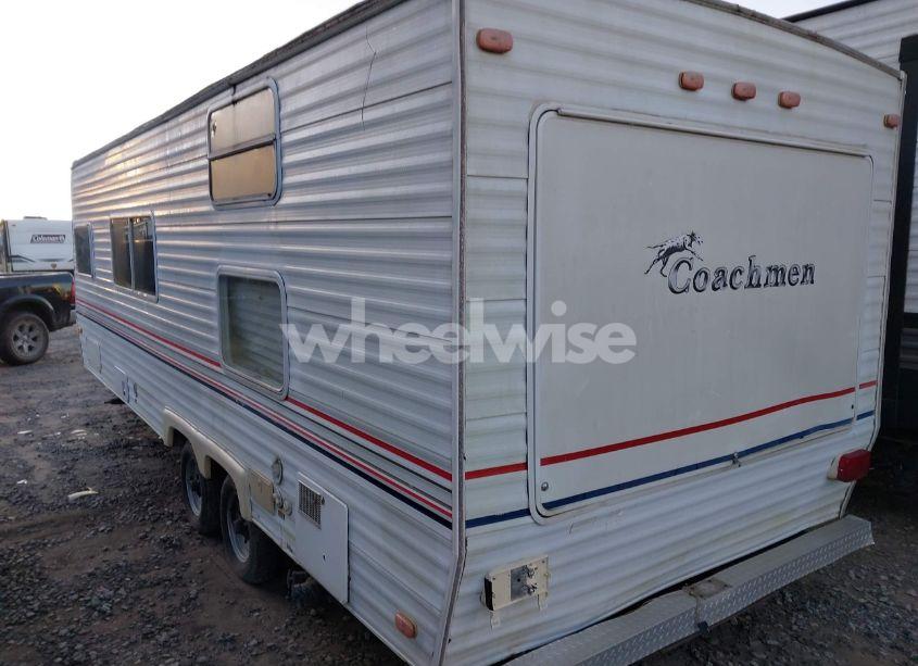 Photo 3 of 2005 Coachmen Other (VIN 1TC2B218253001289)