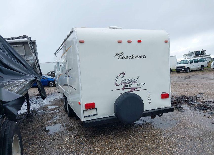 Photo 3 of 2005 Coachmen Capri (VIN 1TC2B483753001679)