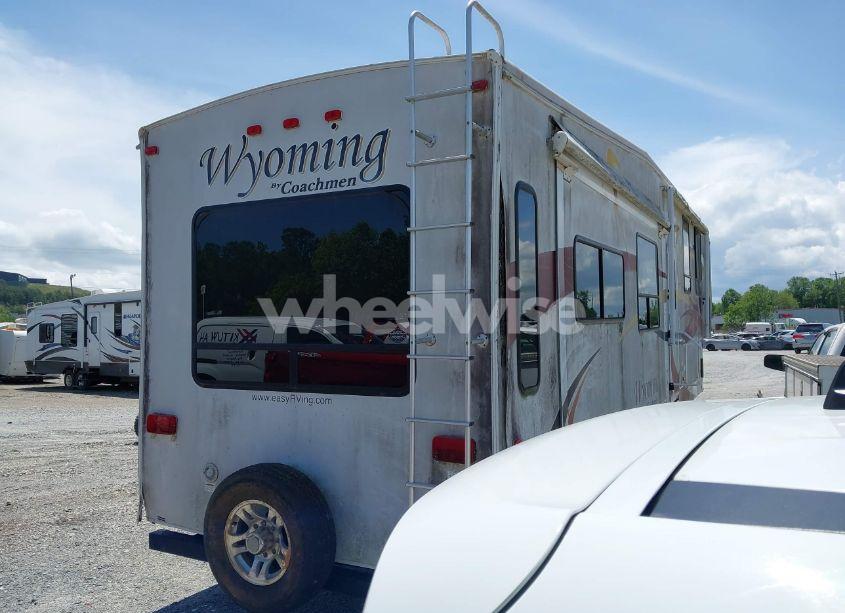 Photo 4 of 2008 Coachmen Hmanwyomin (VIN 1TC3B684281305219)