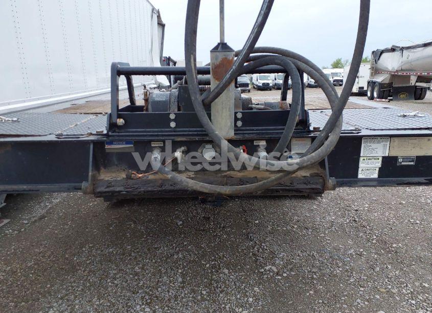 Photo 7 of 2018 Trail King LOWBED (VIN 1TKA05334JM095446)