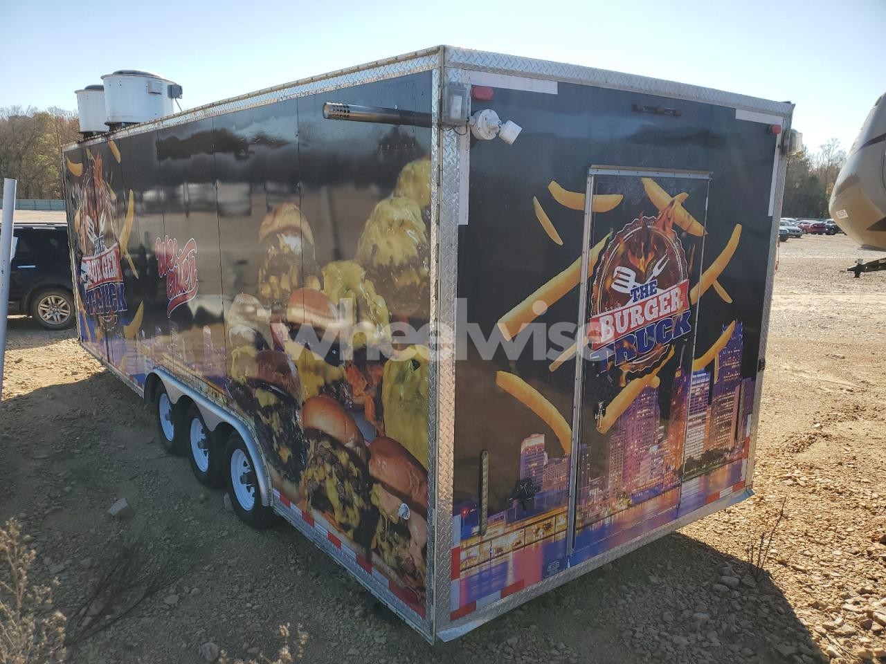 Photo 3 of 2023 UFT MOBILE SOLUTIONS UFT-CT24 FOOD TRAILER (VIN 1U9BE2432PM175005)