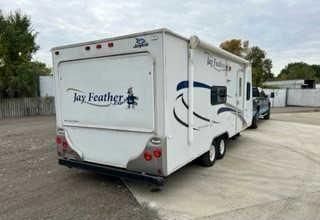 Photo 4 of 2009 Jayco Featherlite N/A (VIN 1UJBJ02K491JB0153)