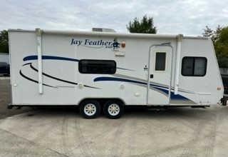 Photo 5 of 2009 Jayco Featherlite N/A (VIN 1UJBJ02K491JB0153)