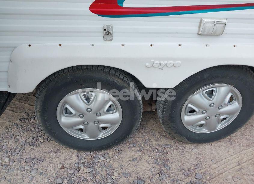 Photo 7 of 1998 Jayco Eagle 246FB TRAVEL TRAILER (VIN 1UJBJ02M2W1CV0304)