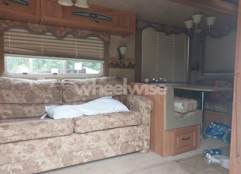 Photo 5 of 2007 Jayco Camper N/A (VIN 1UJBJ02R071CU0528)