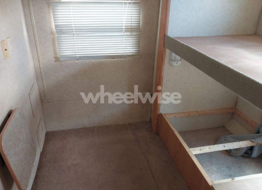 Photo 16 of 2005 Jayco Jay FLIGHT TRAVEL TRAILER (VIN 1UJBJ02R451EJ0676)