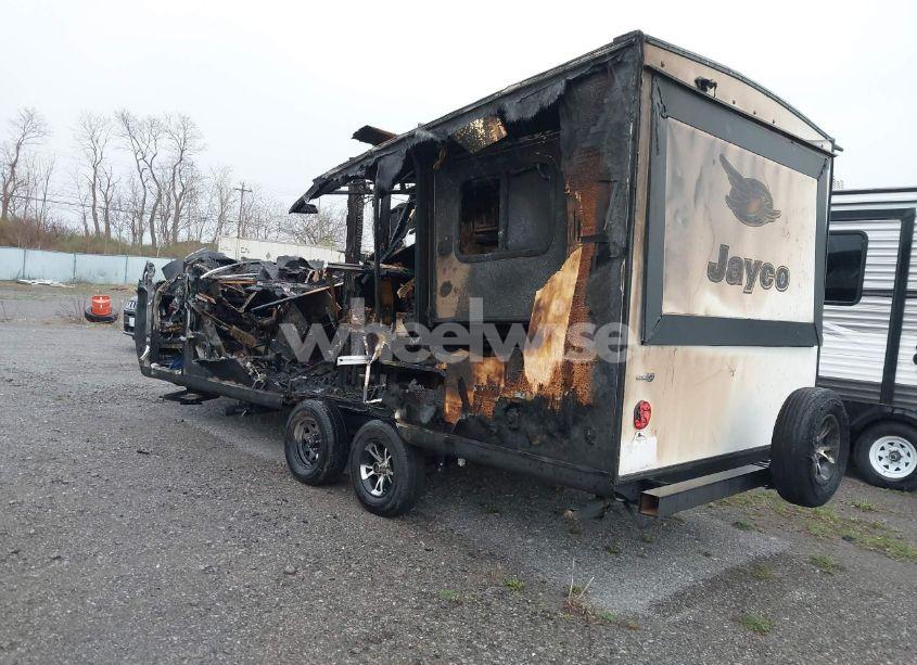 Photo 3 of 2018 Jayco Jay FEATHER X213 (VIN 1UJBJ0BL2J1J30371)