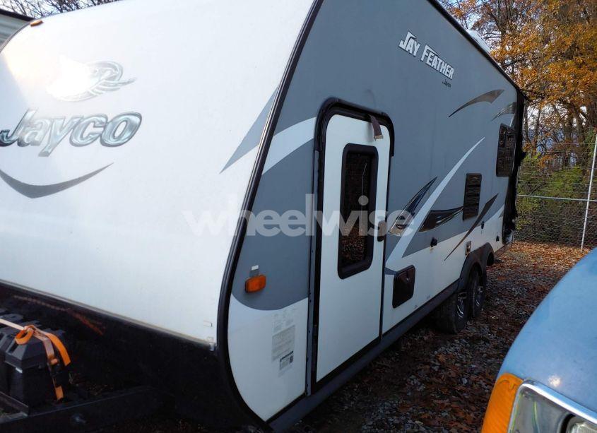 Photo 2 of 2016 Jayco Travel TRLR (VIN 1UJBJ0BLXG1J30157)