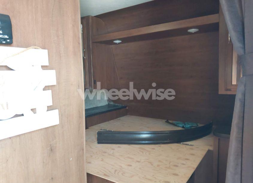 Photo 5 of 2017 Jayco Other (VIN 1UJBJ0BM2H1JL0504)