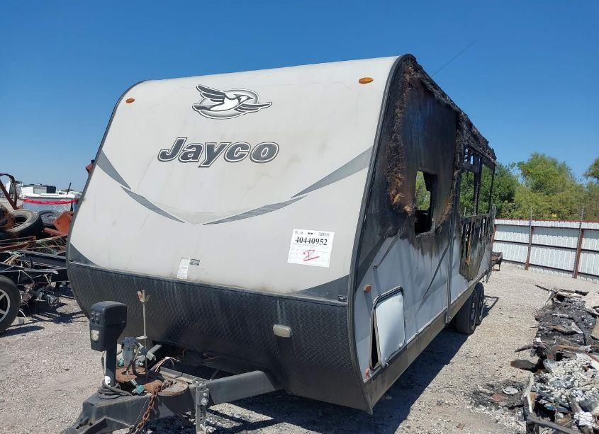 Photo 2 of 2018 Jayco 28b N/A (VIN 1UJBJ0BR0J1TC0301)