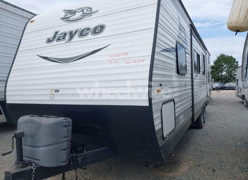 Photo 2 of 2017 Jayco Camper N/A (VIN 1UJBJ0BR3H17X1205)