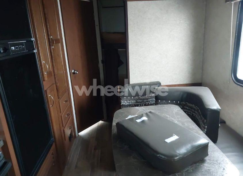 Photo 8 of 2017 Jayco Camper N/A (VIN 1UJBJ0BR3H17X1205)