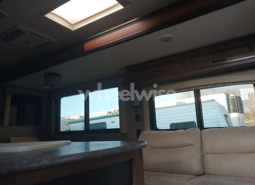 Photo 5 of 2016 Jayco Camper N/A (VIN 1UJBJ0BR8G1TC0412)