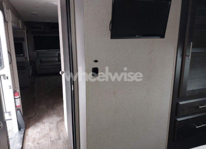 Photo 14 of 2021 Jayco Other N/A (VIN 1UJBJ0BR8M1C80108)