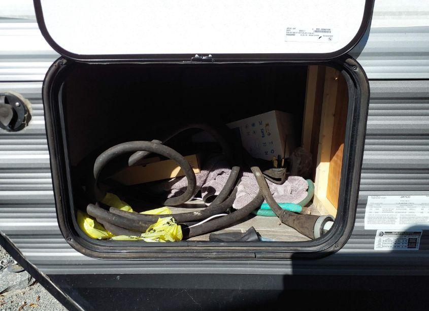 Photo 8 of 2020 Jayco Slx N/A (VIN 1UJBJ0BRXM17X0210)