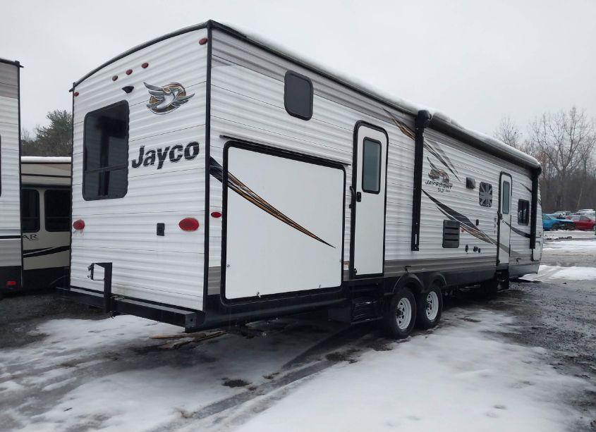 Photo 4 of 2019 Jayco Other N/A (VIN 1UJBJ0BT3K17T0124)