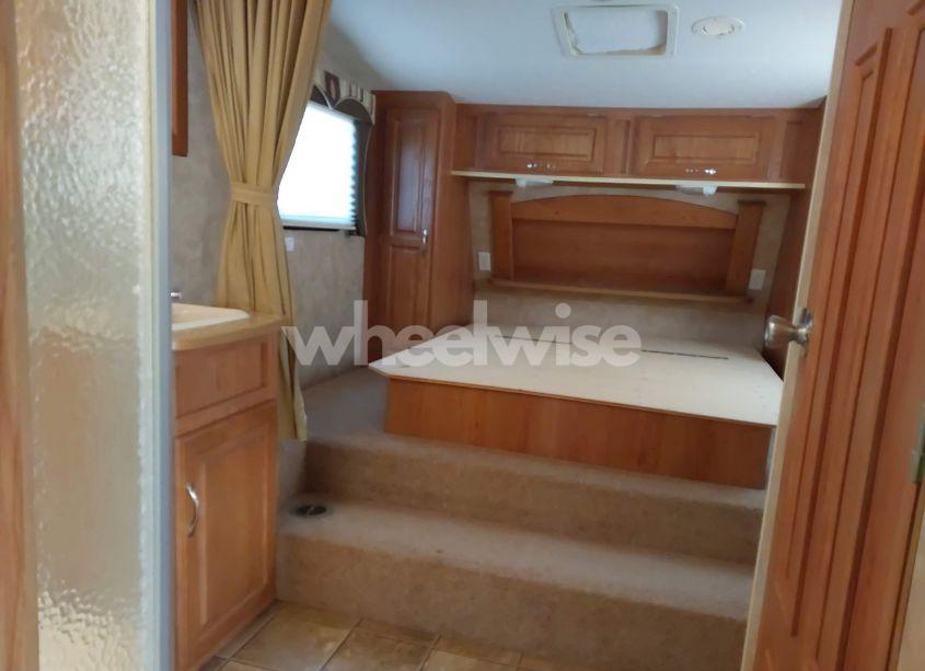 Photo 5 of 2008 Eagle 30.5rls SUPER LITE 0 (VIN 1UJCJ02R081PA0124)