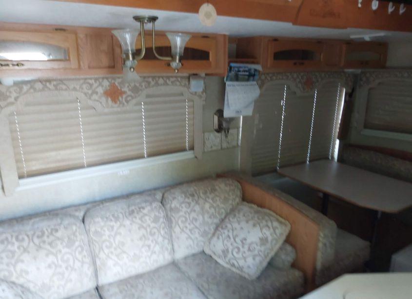 Photo 8 of 2005 Jayco Designer 31RLTS (VIN 1UJCJ02R251SG0130)