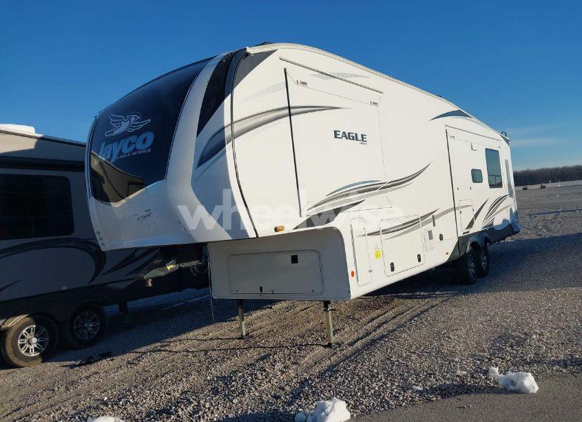 Photo 2 of 2022 Jayco Other N/A (VIN 1UJCJ0BT3N1WK0540)