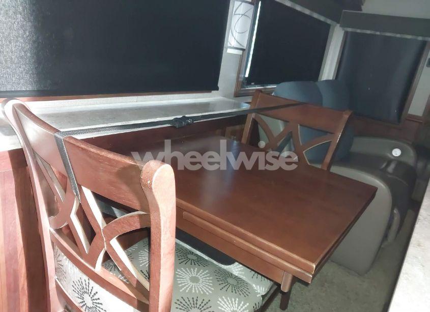 Photo 16 of 2020 Jayco Other N/A (VIN 1UJCJ0BV3L1RR0093)