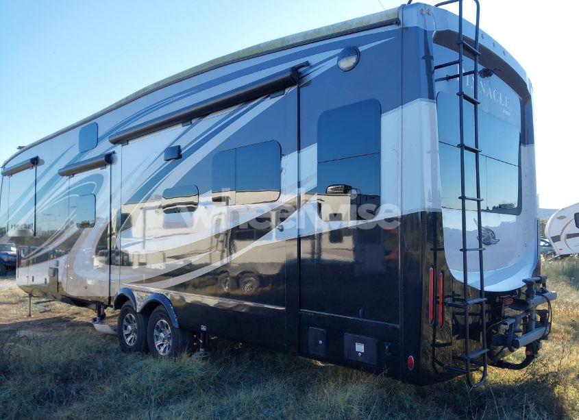 Photo 3 of 2020 Jayco Other N/A (VIN 1UJCJ0BV3L1RR0093)