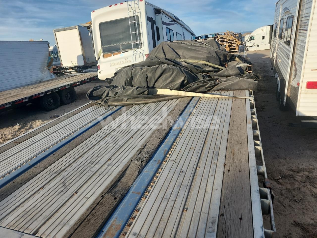 Photo 6 of 2016 UTILITY FLATBED TRAILER (VIN 1UYFS2531GA830401)