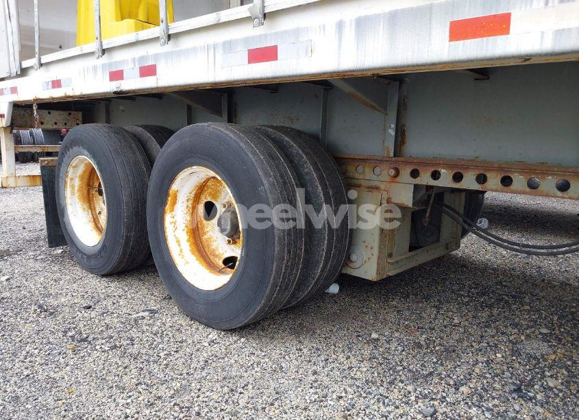 Photo 23 of 1988 Utility Trailer MFG (VIN 1UYLS2460JA809612)