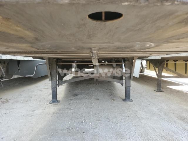 Photo 10 of 2016 UTILITY VS2RA REFRIGERATED VAN TRAILER (VIN 1UYVS2530GU539091)