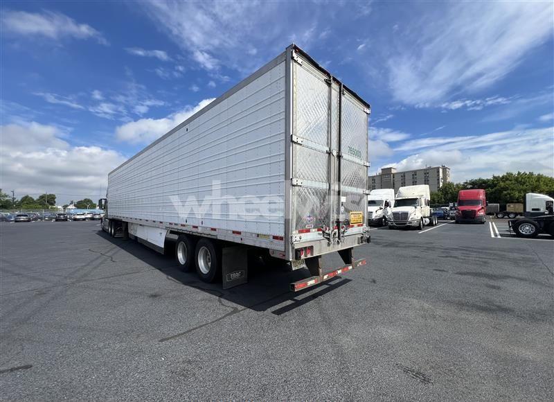 Photo 3 of 2015 Utility Trailer MFG UTILITY TRAILER MFG (VIN 1UYVS2537FM271803)